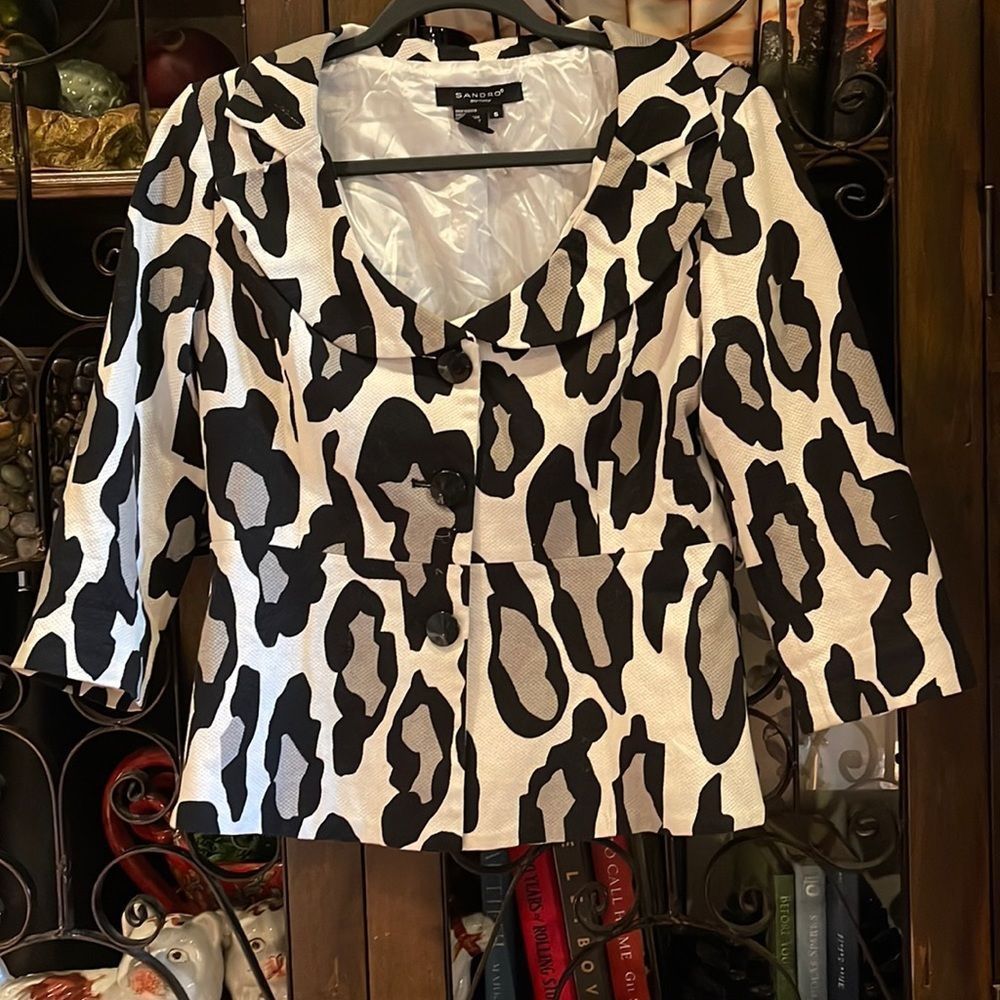Sandro Portrait Collar jacket/top